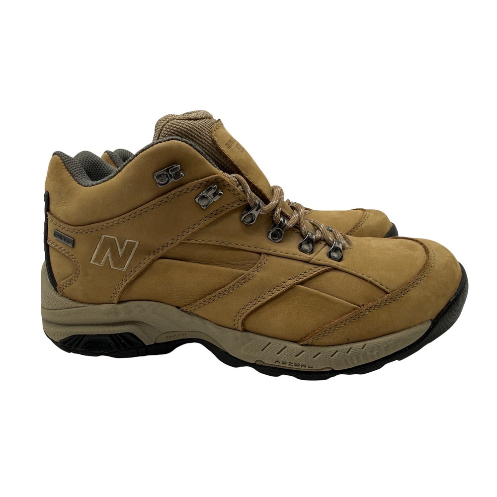 New Balance 977 Hiking Boots Womens 11 2A Tan Excellent Gore-Tex WW977GT Narrow
